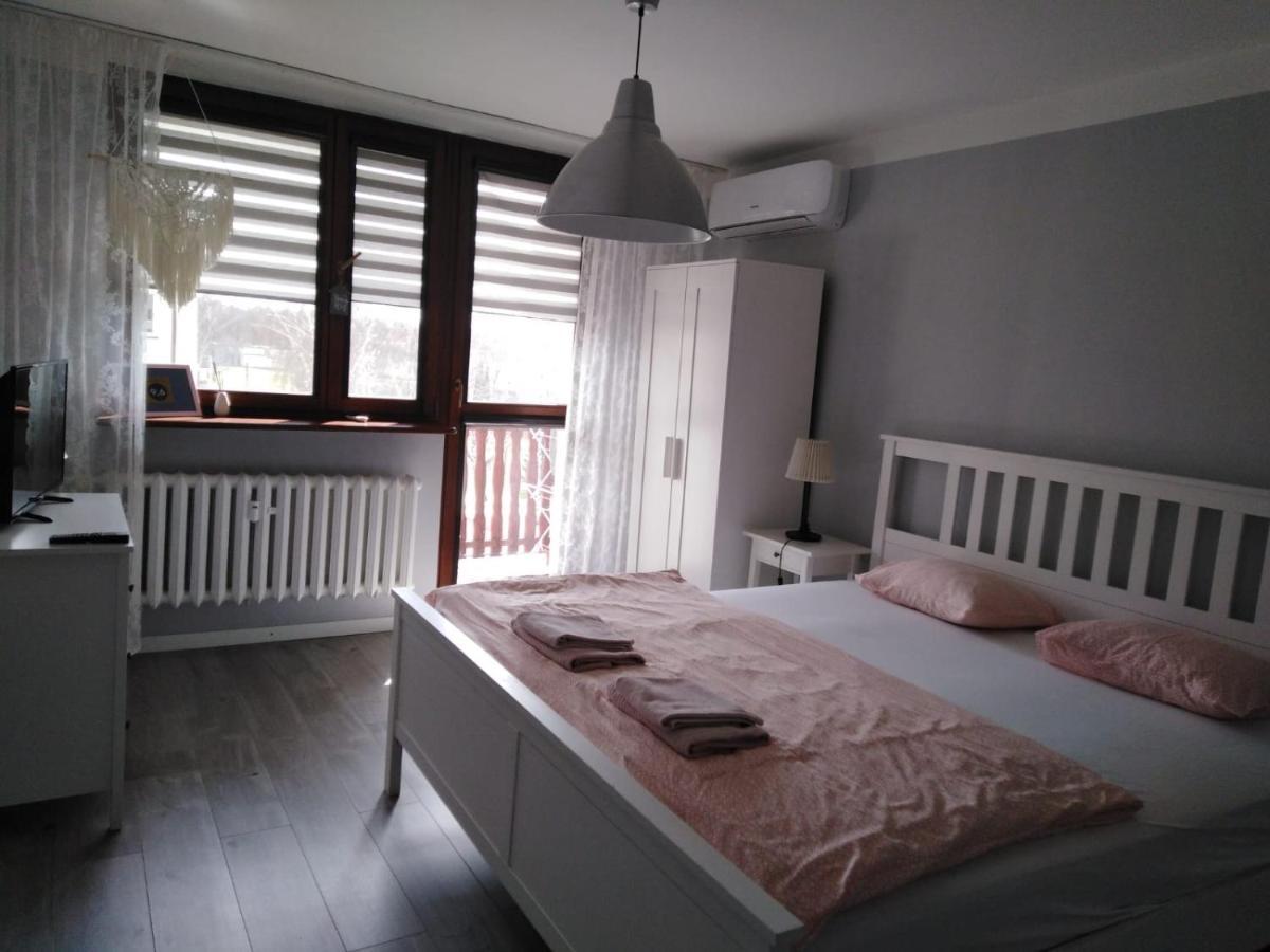 Apartment Oswiecim Klimatyzowany Ngoại thất bức ảnh