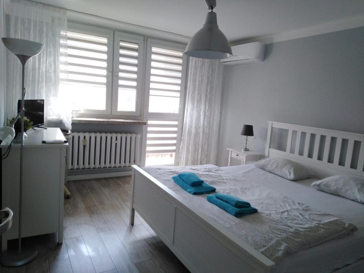Apartment Oswiecim Klimatyzowany Ngoại thất bức ảnh
