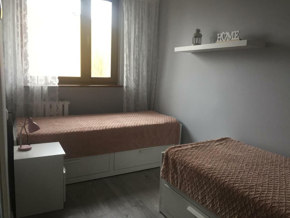 Apartment Oswiecim Klimatyzowany Ngoại thất bức ảnh