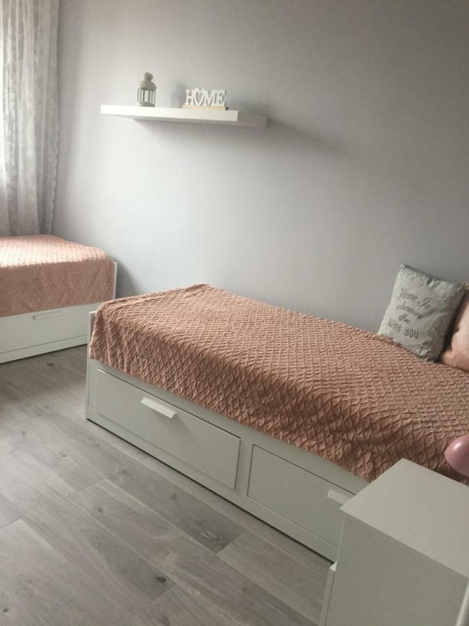 Apartment Oswiecim Klimatyzowany Ngoại thất bức ảnh