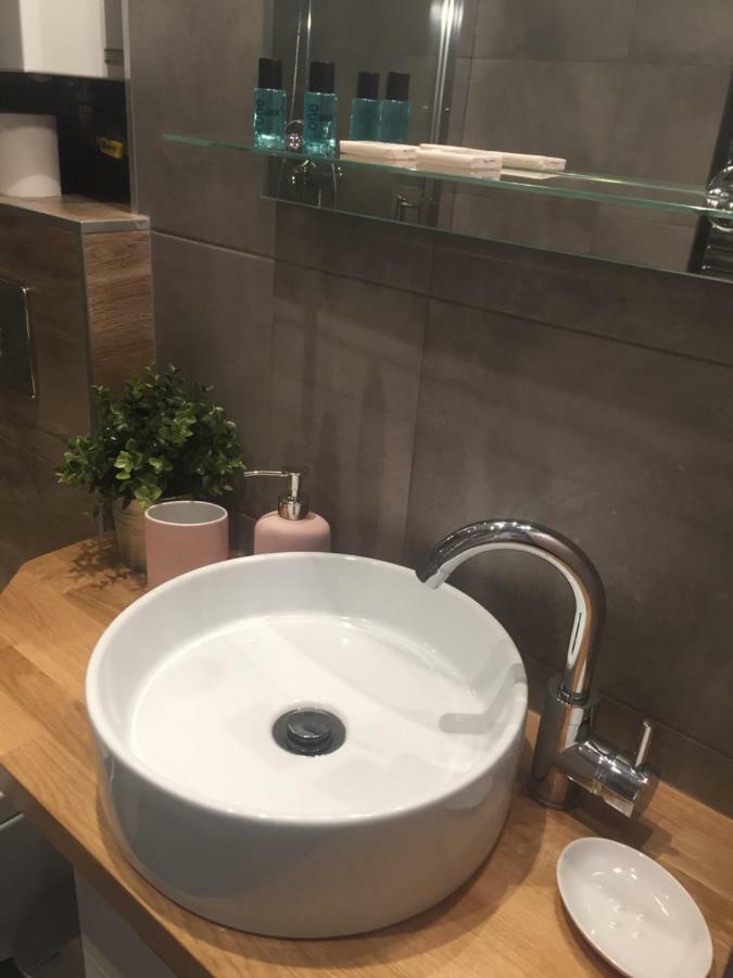 Apartment Oswiecim Klimatyzowany Ngoại thất bức ảnh